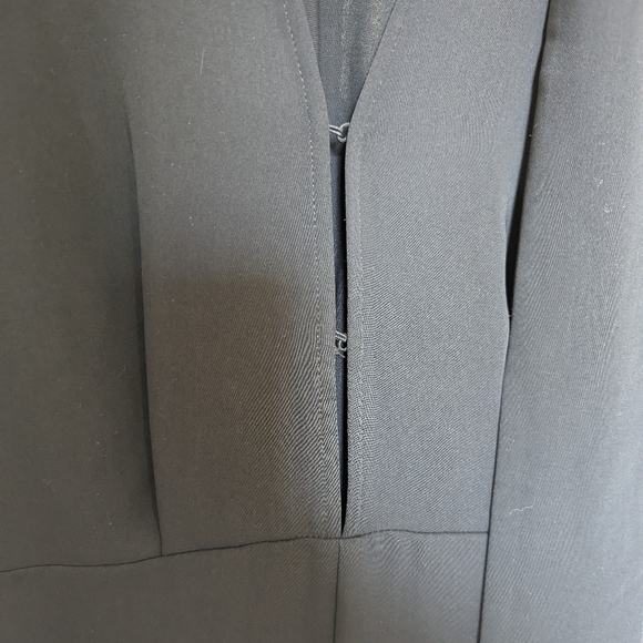 BNWT Aritzia Georgie long sleeve Jumpsuit size xs - Black - Picture 6 of 8